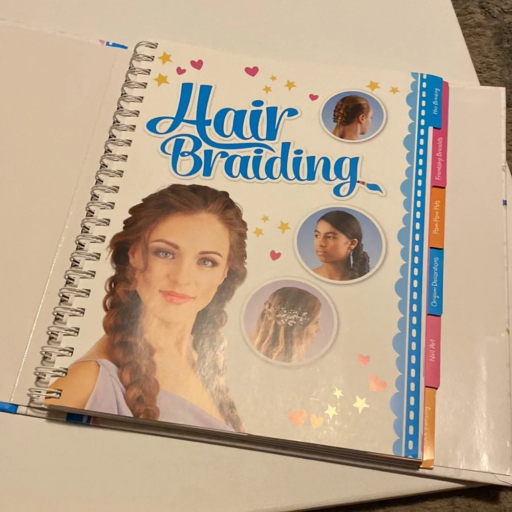 Craft book - Picture 3 of 8